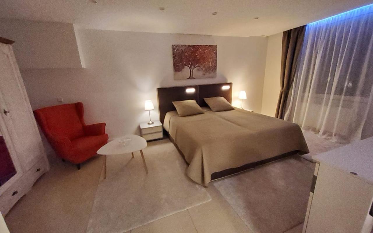 3 Zimmer Wohnung - Keine Party Wohnung ! 6 Personen Düsseldorf Extérieur photo