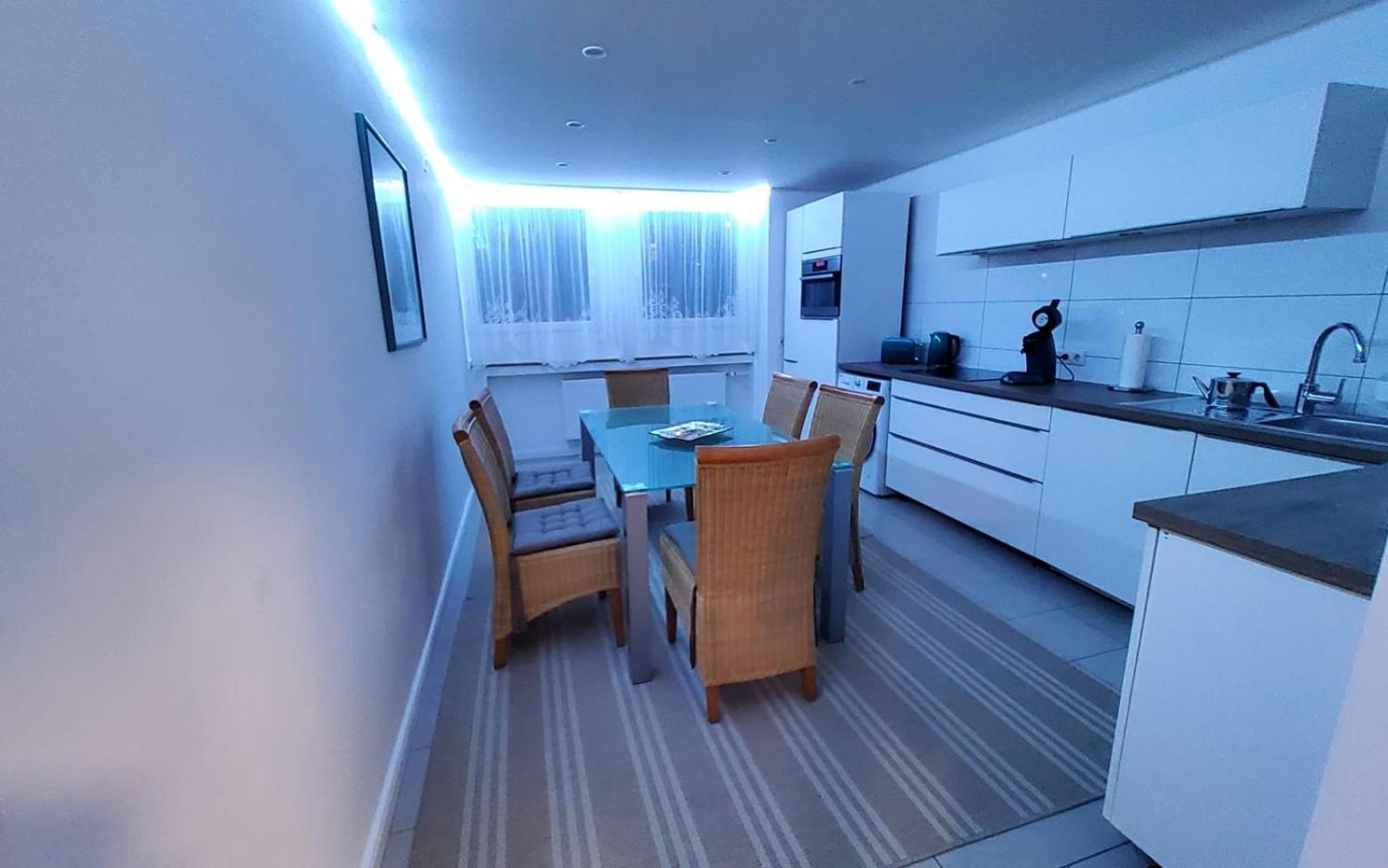 3 Zimmer Wohnung - Keine Party Wohnung ! 6 Personen Düsseldorf Extérieur photo