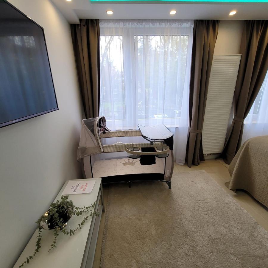 3 Zimmer Wohnung - Keine Party Wohnung ! 6 Personen Düsseldorf Extérieur photo